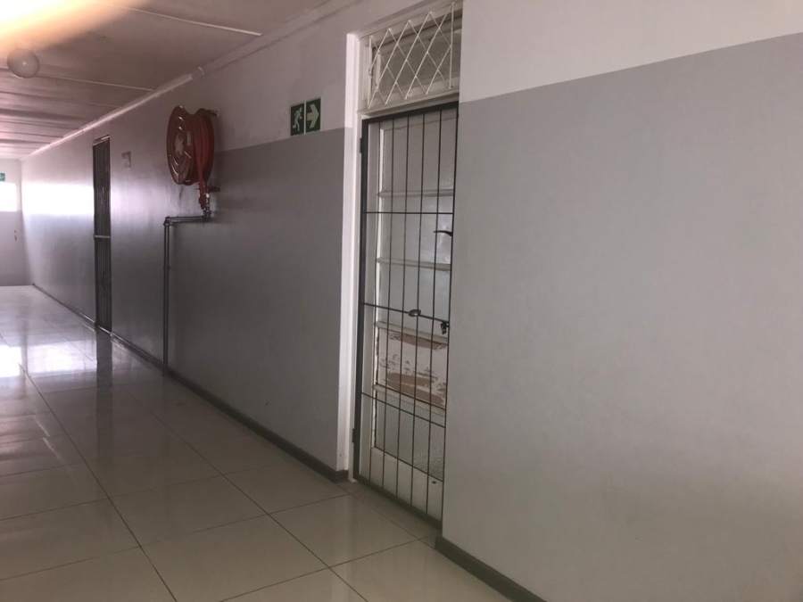 To Let 1 Bedroom Property for Rent in Quigney Eastern Cape